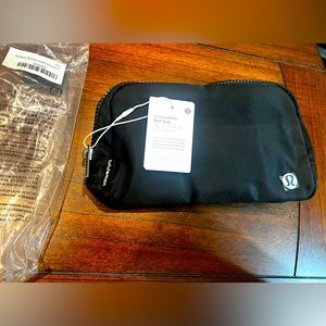 Lululemon Athletica Everywhere Belt Bag